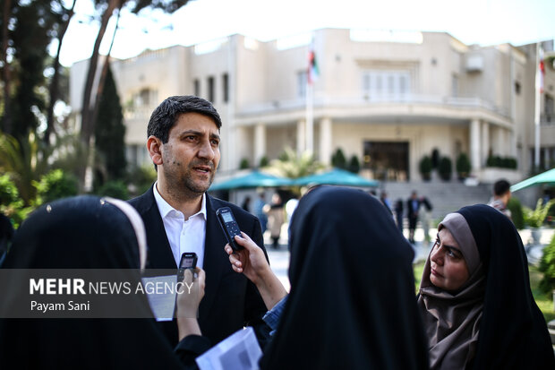 وزیر ارتباطات: روند دسترسی کامل به اینترنت آغاز شده
است